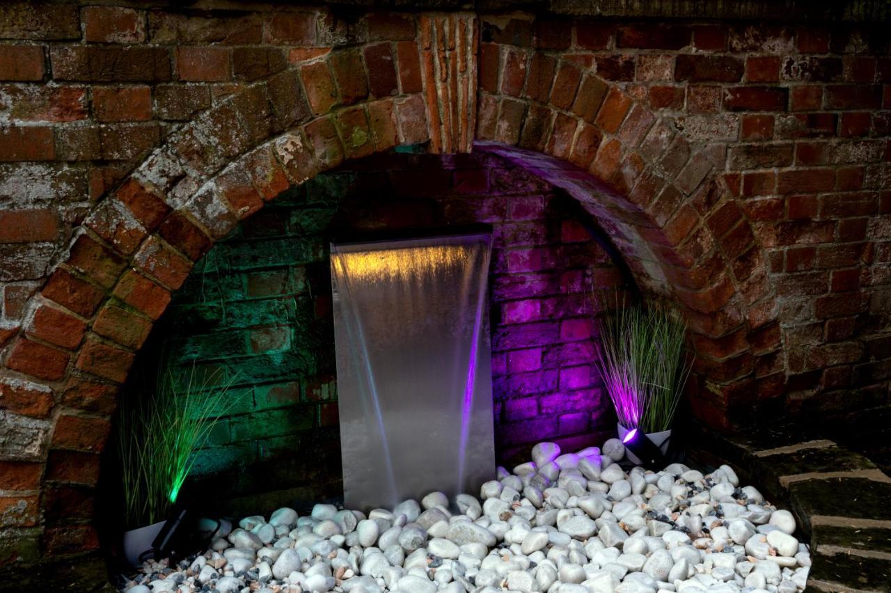 The Chequers Hotel Newbury  Esterno foto