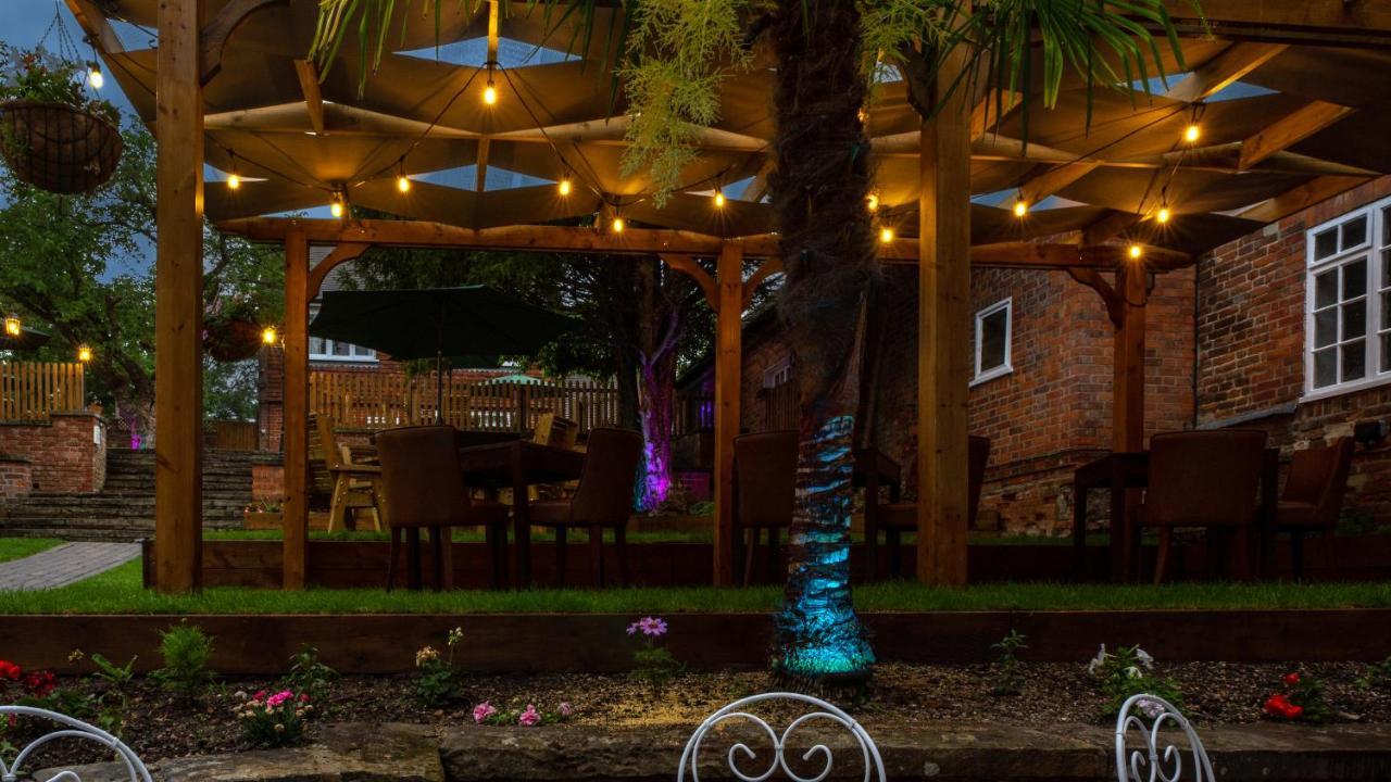 The Chequers Hotel Newbury  Esterno foto